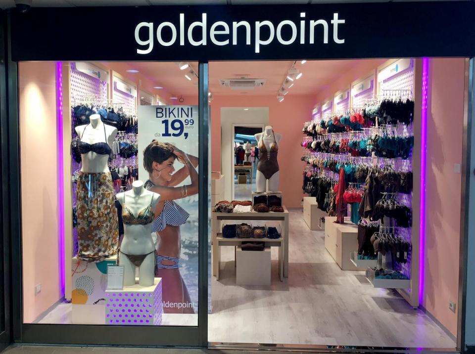 Golden point. Goldenpoint магазин. Голден Пойнт магазины в СПБ. Goldenpoint магазин Verona. Новый дизайн магазина Golden point.